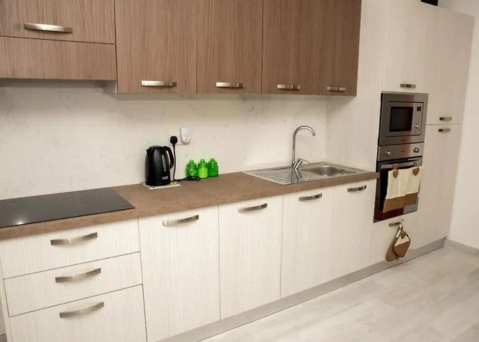 B & S Sea View Marsascala, Malta *